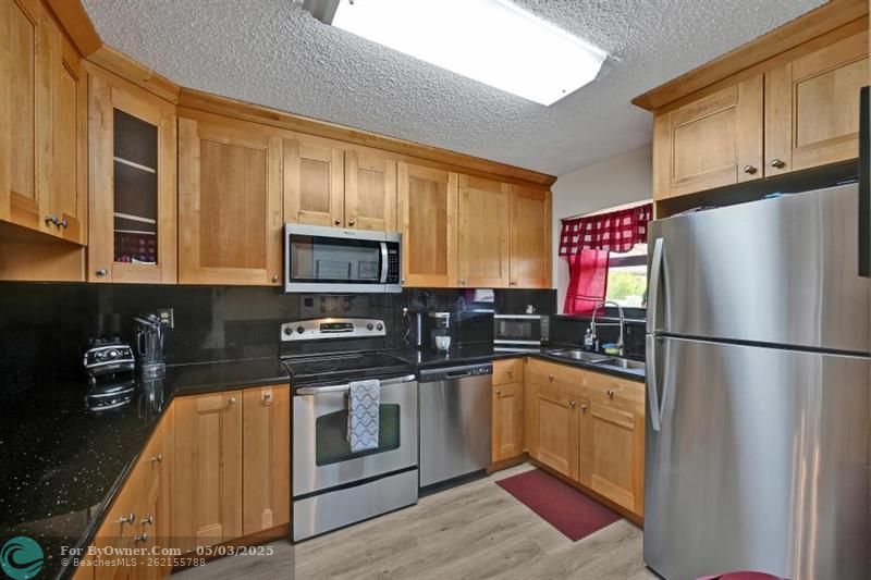 643 Banks Rd, Margate, Florida image 6