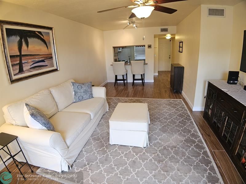 10003 Winding Lake Rd #105, Sunrise, Florida image 13