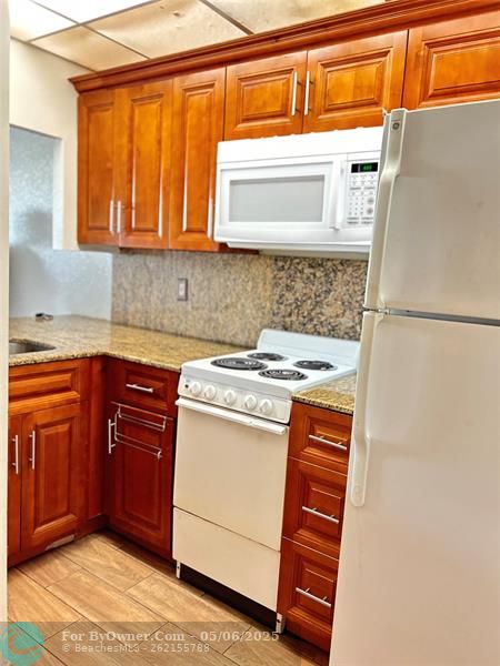 #109, Miami, Florida image 14