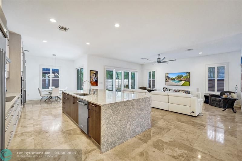 517 NE 11th Ave, Fort Lauderdale, Florida image 20