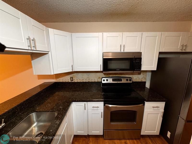 1146 Coral Club Dr #1146, Coral Springs, Florida image 3
