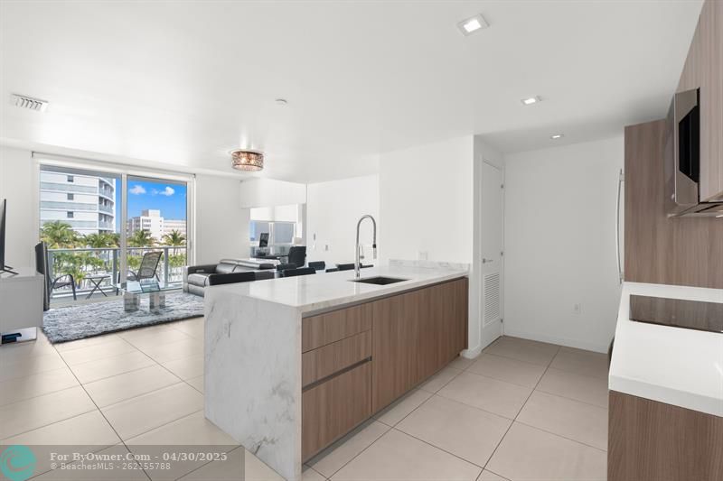 401 N Birch Rd #816, Fort Lauderdale, Florida image 10