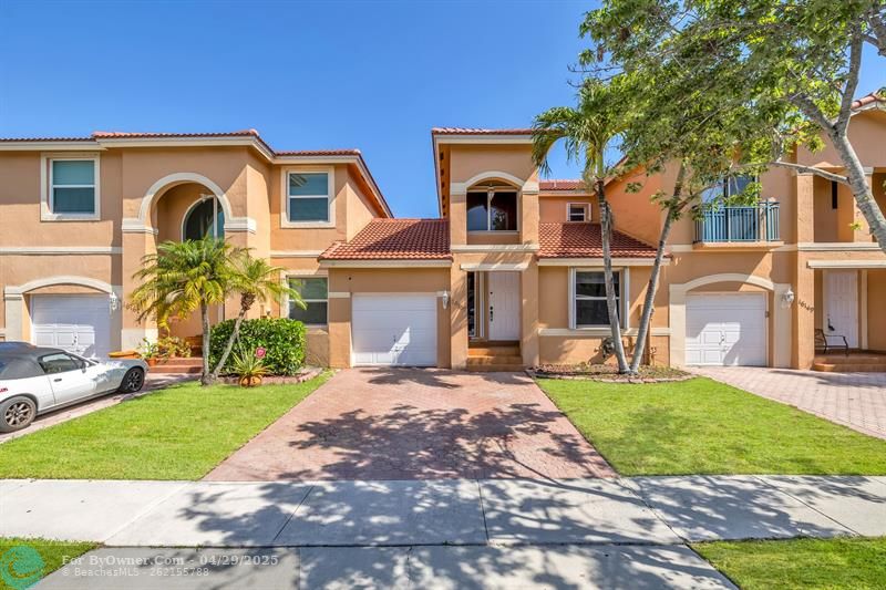 16157 NW 22nd St, Pembroke Pines, Florida image 2