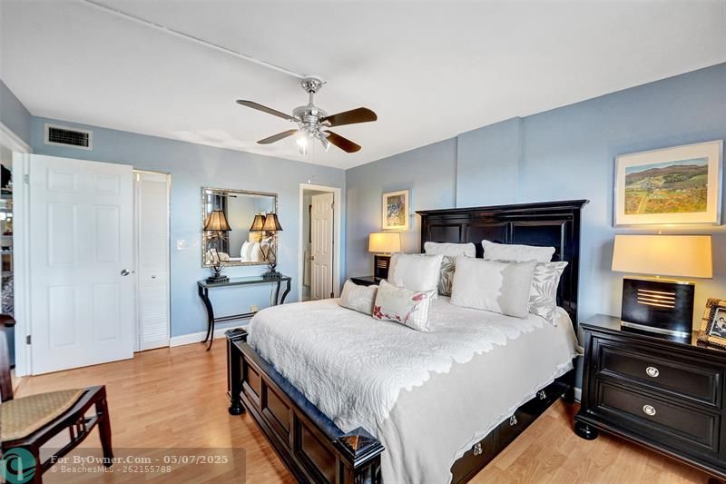 110 Royal Park Dr #4C, Oakland Park, Florida image 38