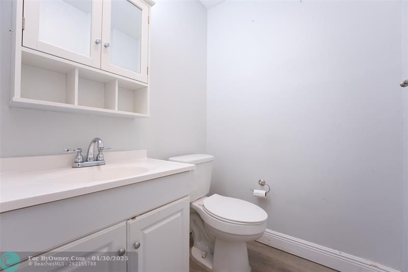4050 NE 12th Ter #13-1, Oakland Park, Florida image 9