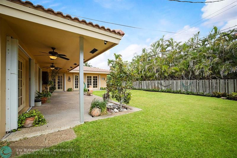 3031 NE 45th St, Lighthouse Point, Florida image 5