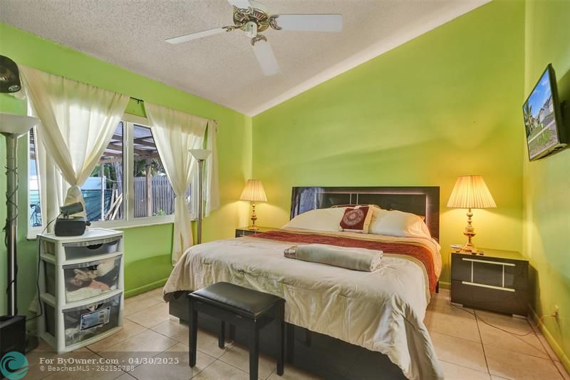 1318 SW 82nd Ter, North Lauderdale, Florida image 22