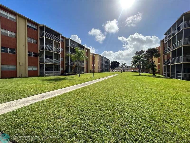 3700 NW 21st St #206, Lauderdale Lakes, Florida image 12