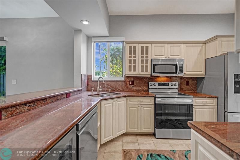 1744 NE 9th St, Fort Lauderdale, Florida image 20