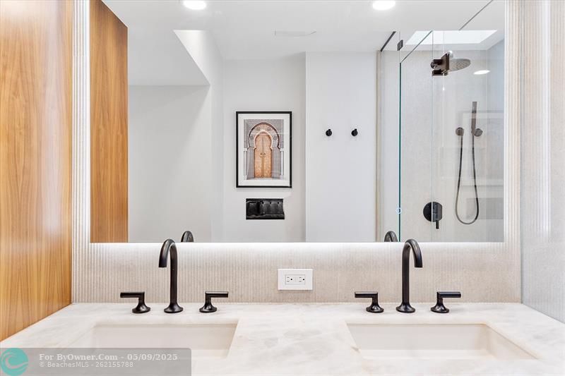 1726 NE 35th St, Oakland Park, Florida image 30