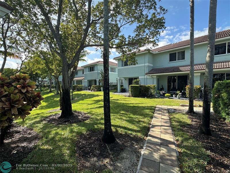 1920 Hibiscus Ln, Riviera Beach, Florida image 12