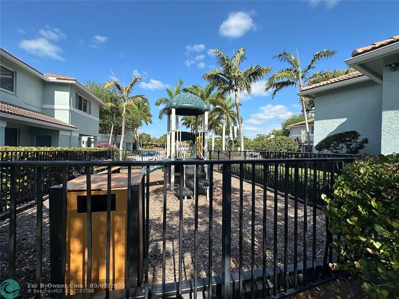 1920 Hibiscus Ln, Riviera Beach, Florida image 17