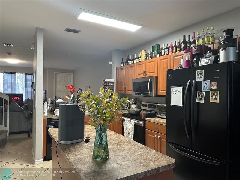 1920 Hibiscus Ln, Riviera Beach, Florida image 3