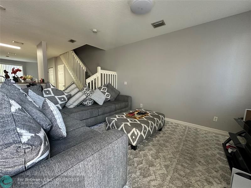 1920 Hibiscus Ln, Riviera Beach, Florida image 5