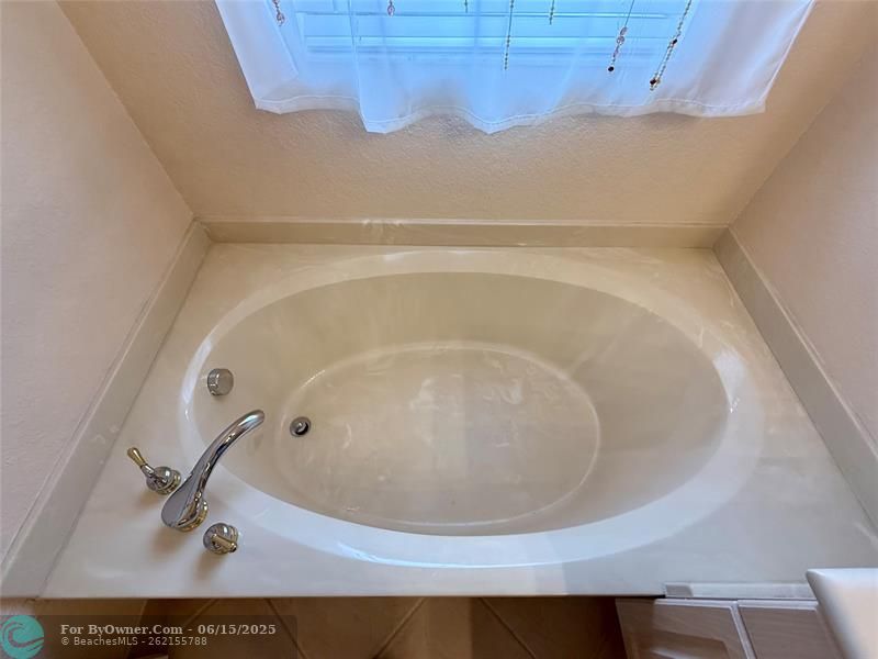 Primary bathroom soaking tub