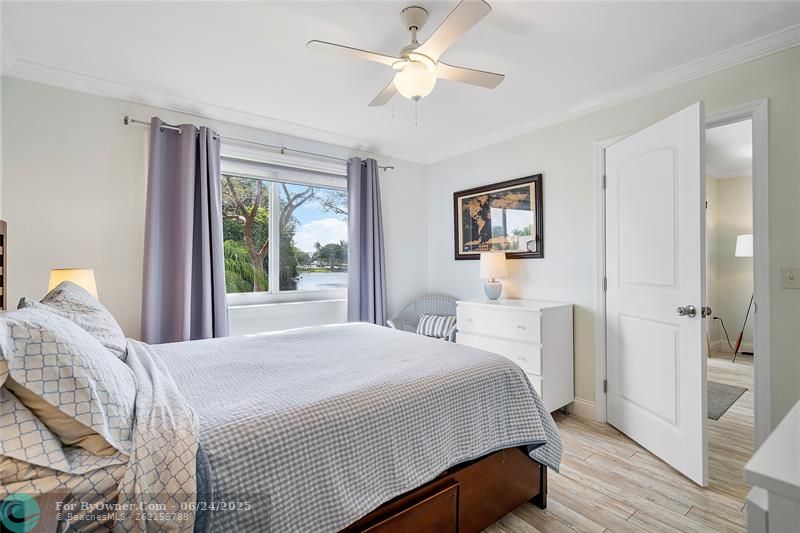 2236 N Cypress Bend Dr #102, Pompano Beach, Florida image 12