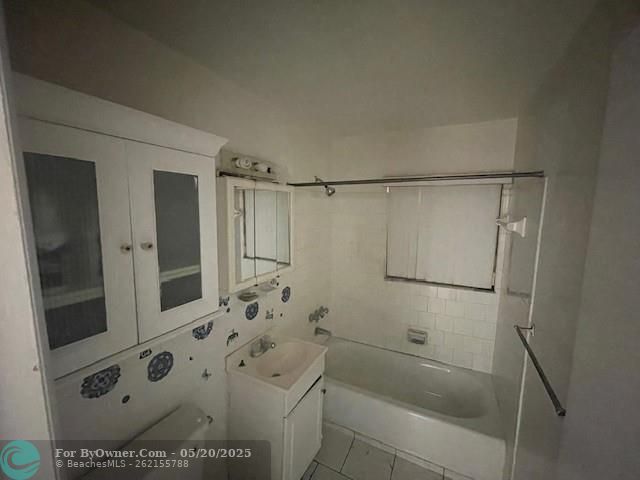 1104 W 24th St, Riviera Beach, Florida image 16