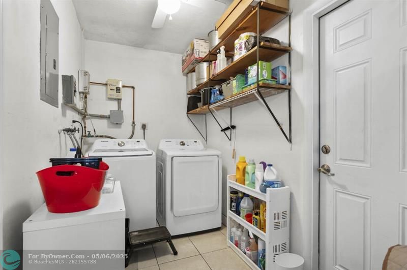 6704 NW 72nd St, Tamarac, Florida image 25