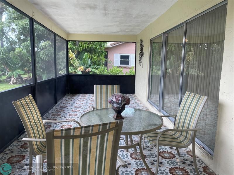 10407 NW 70th St, Tamarac, Florida image 19