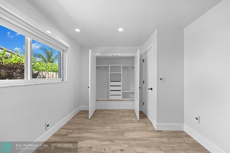 2911 NE 55th St, Fort Lauderdale, Florida image 28