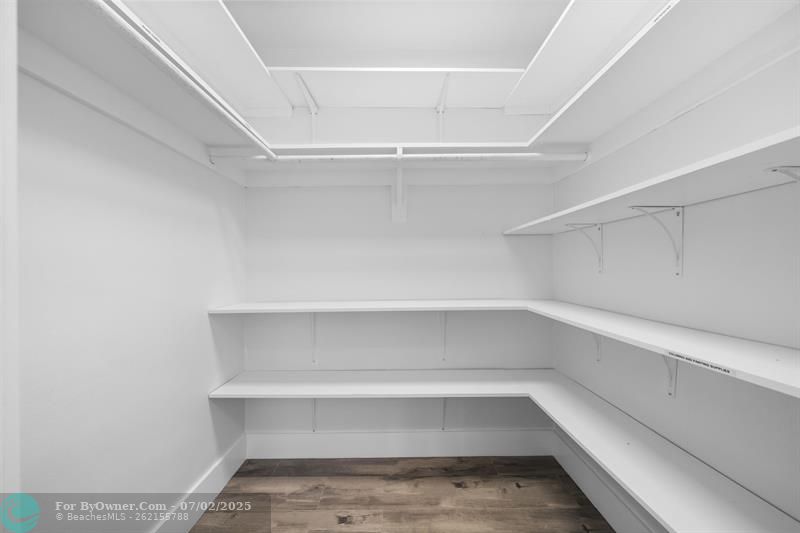 2911 NE 55th St, Fort Lauderdale, Florida image 37