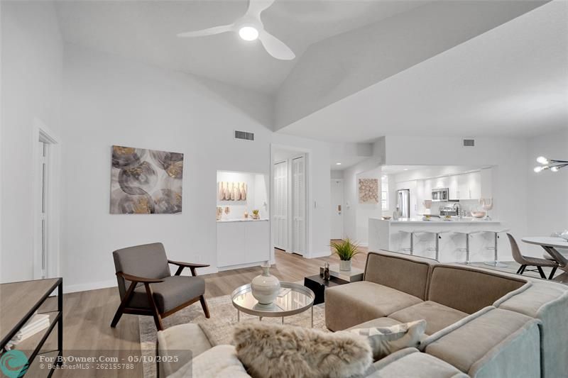 4130 W Palm Aire Dr #302D, Pompano Beach, Florida image 9