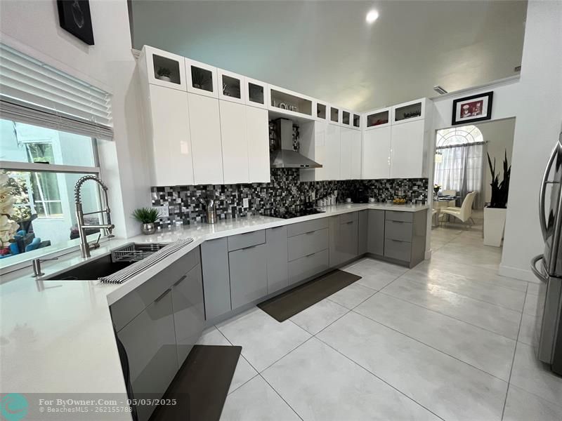 9963 NW 64th Ct, Parkland, Florida image 37