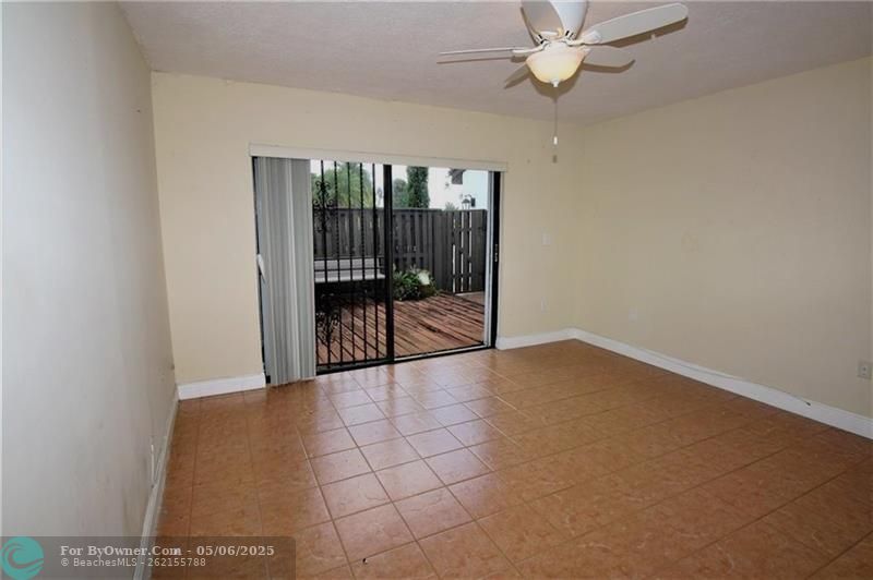 7445 Bay Hill Dr #7445, Hialeah, Florida image 14