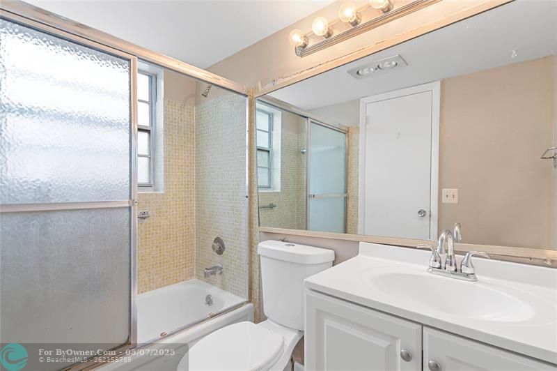 20 Windsor A #A, West Palm Beach, Florida image 16