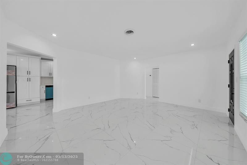 4176 NW 48th Ave, Lauderdale Lakes, Florida image 11
