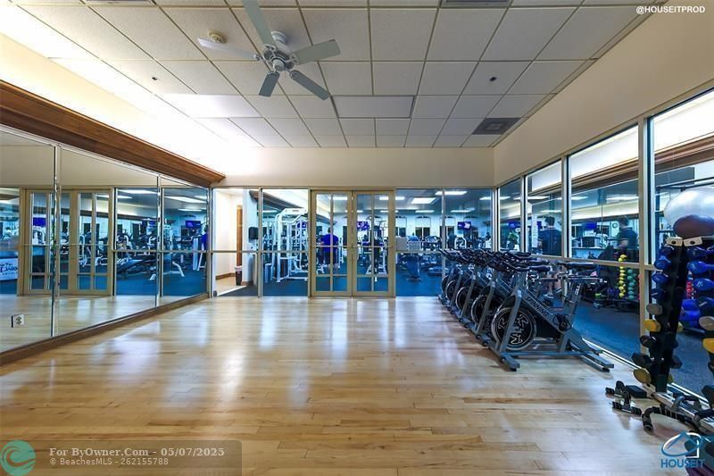 9816 NW 51 Te, Doral, Florida image 47