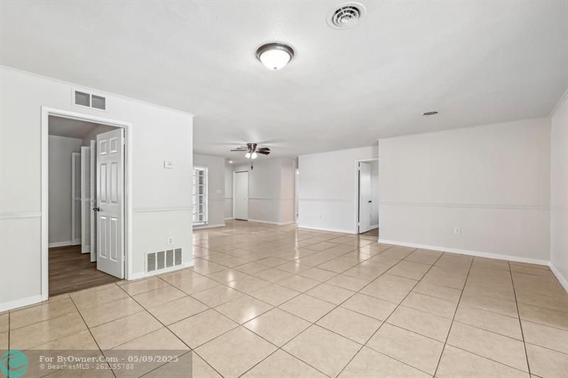 334 NW 12th Ave, Boca Raton, Florida image 8