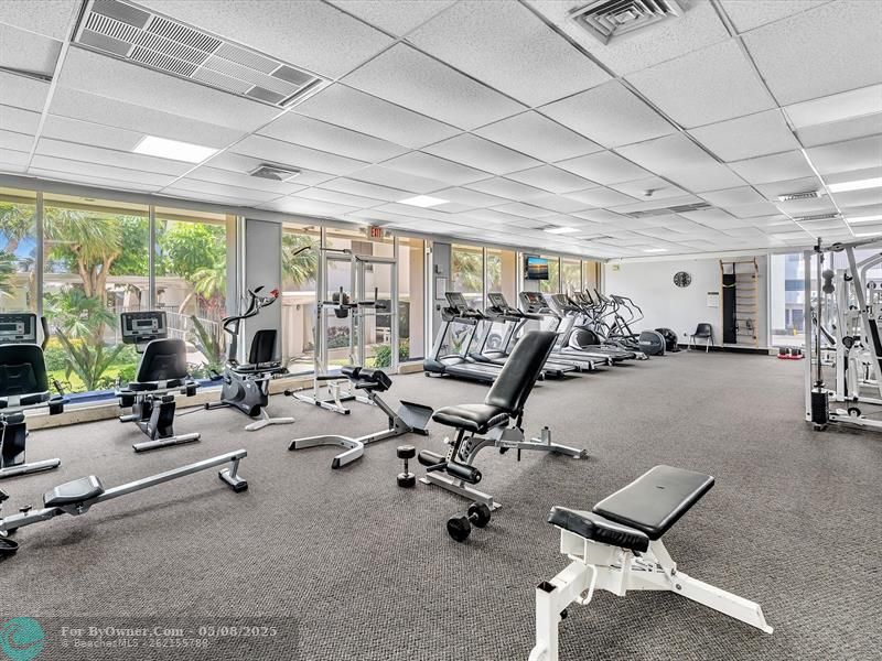 300 Bayview Dr #811, Sunny Isles Beach, Florida image 34