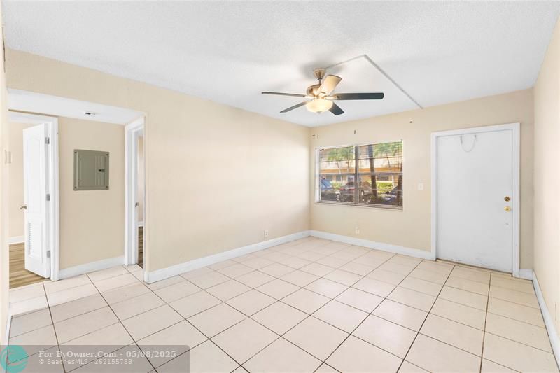 4061 N Dixie Hwy #3, Oakland Park, Florida image 3