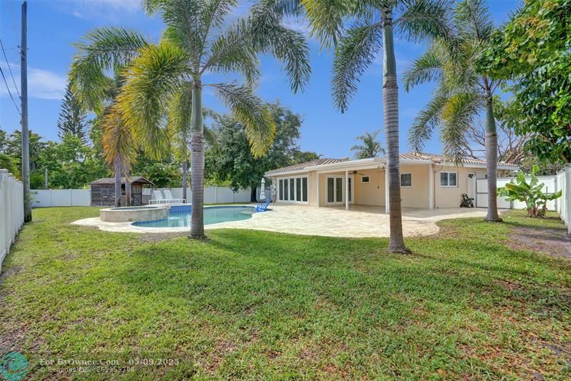 800 NE 48th St, Oakland Park, Florida image 9