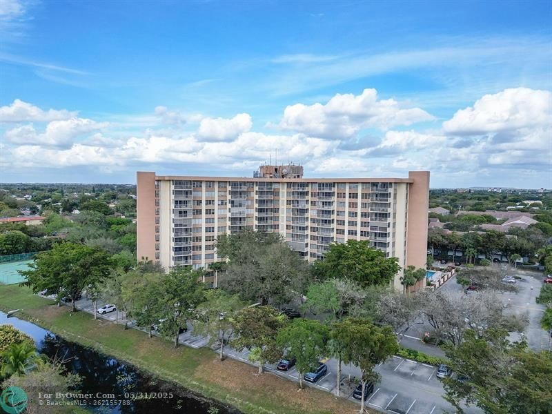 10777 W Sample Rd #611, Coral Springs, Florida image 2