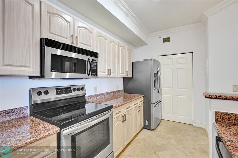 3594 S Ocean Blvd #1006, Highland Beach, Florida image 20