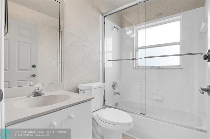 22811 Sterling Lakes Dr, Boca Raton, Florida image 37