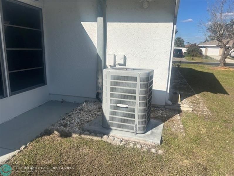 6639 Kenwood Dr, North Port, Florida image 22