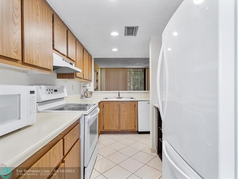2811 SW 87th Ter #1209, Davie, Florida image 8