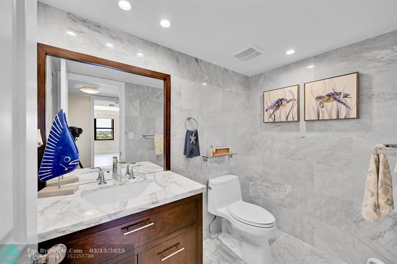 Powder room