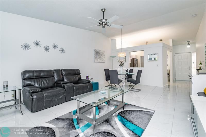 8077 Whispering Palm Dr #1, Boca Raton, Florida image 11