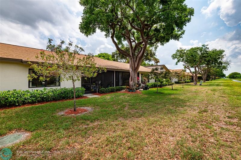 8077 Whispering Palm Dr #1, Boca Raton, Florida image 30