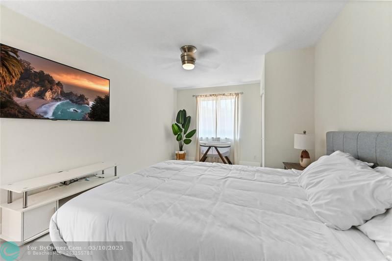 1901 NE 56th St, Fort Lauderdale, Florida image 29