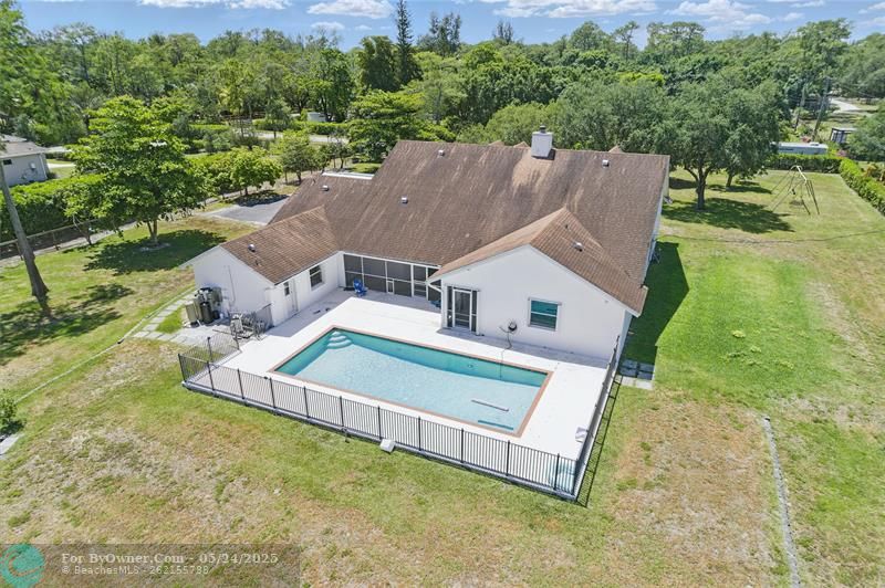 13105 Raymond Dr, Loxahatchee Groves, Florida image 12