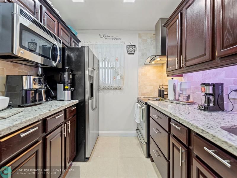 7321 NW 85th St #203, Tamarac, Florida image 9