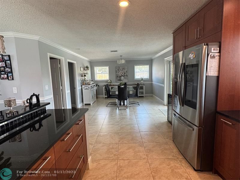 2400 NW 80th Ave, Margate, Florida image 11