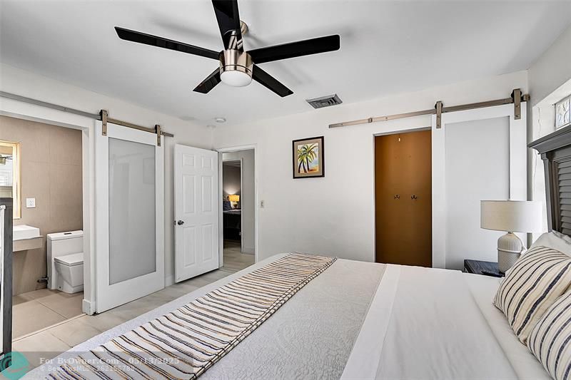 132 NE 29th St, Wilton Manors, Florida image 22