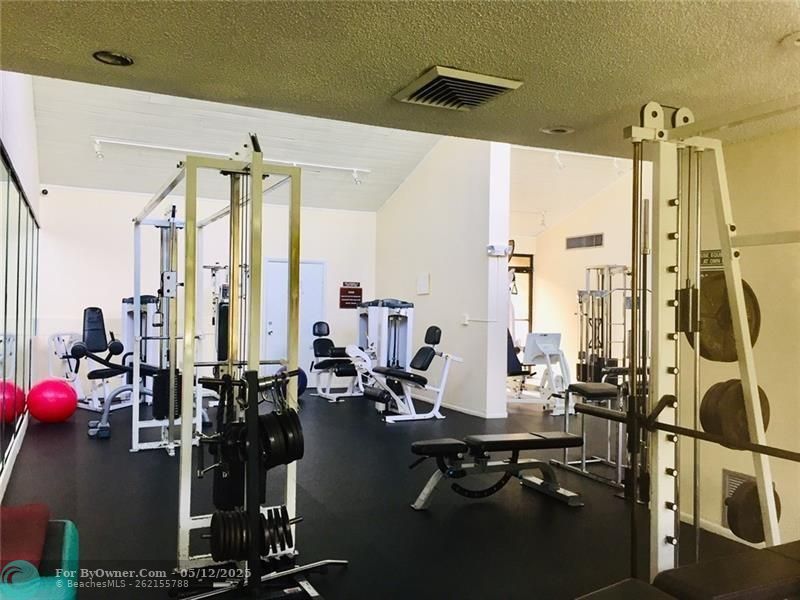 2304 S Cypress Bend Dr #515, Pompano Beach, Florida image 40