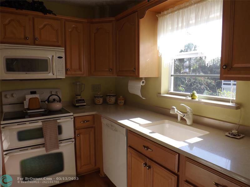 5400 Highway A1a #H24, Vero Beach, Florida image 6